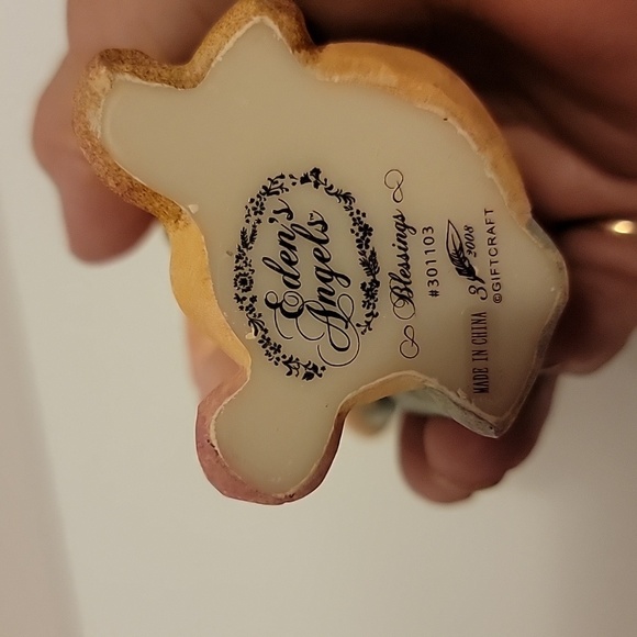 Edens Angel Figure - Picture 7 of 7